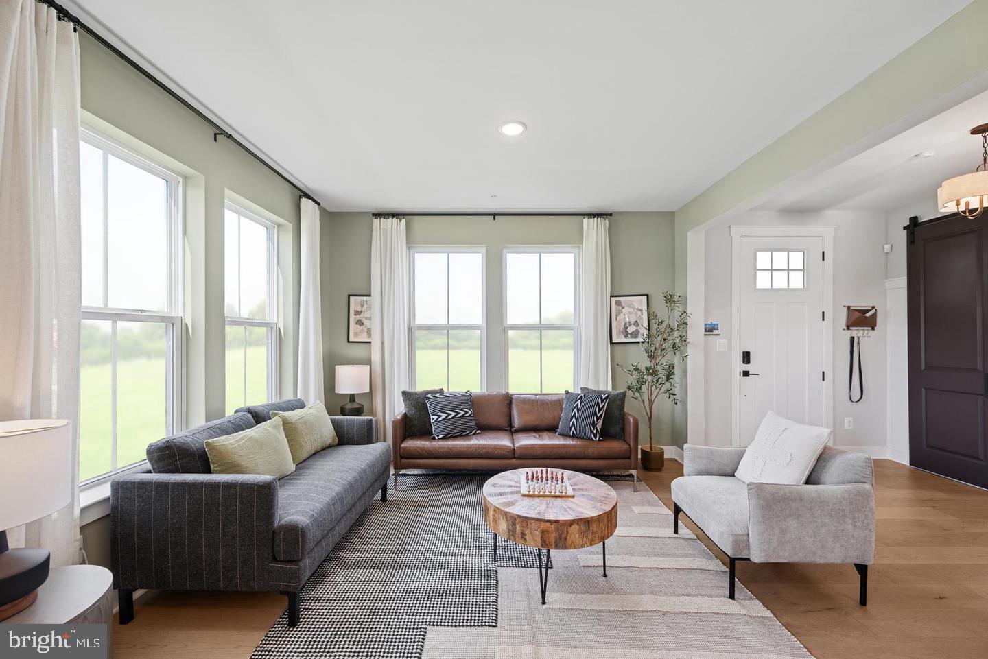 2732 Pavilion Ln #lot27 Property Photo 3