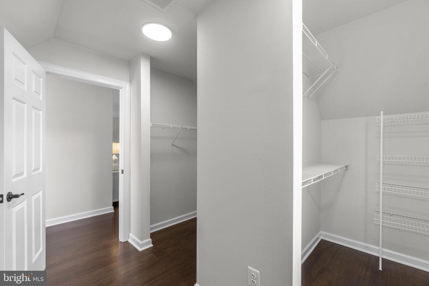 9237 Charterhouse Rd Property Photo 28