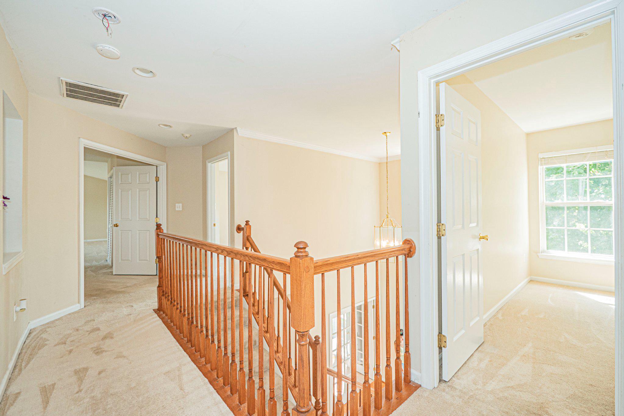 10 Fiona Way Property Photo 15