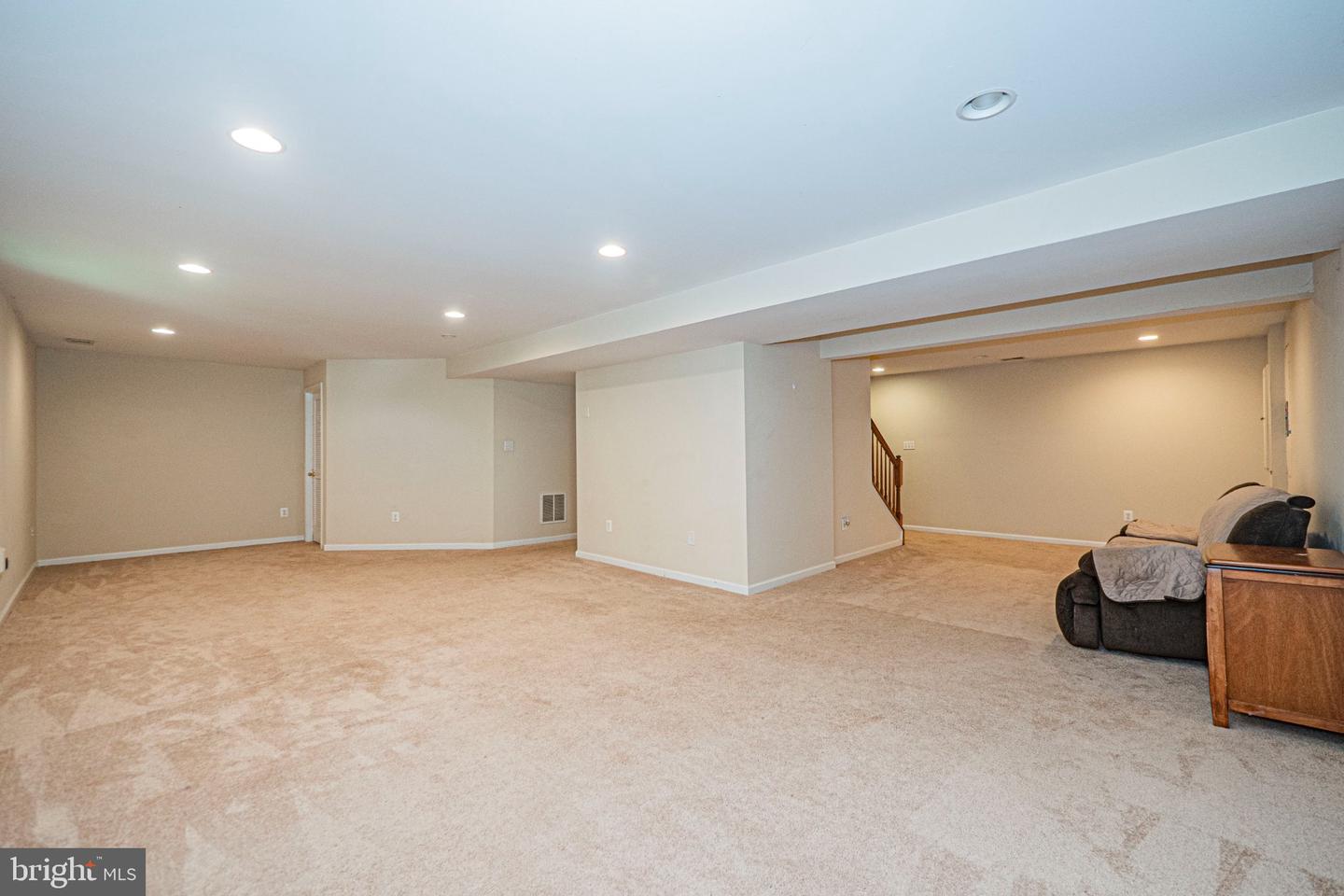 10 Fiona Way Property Photo 36