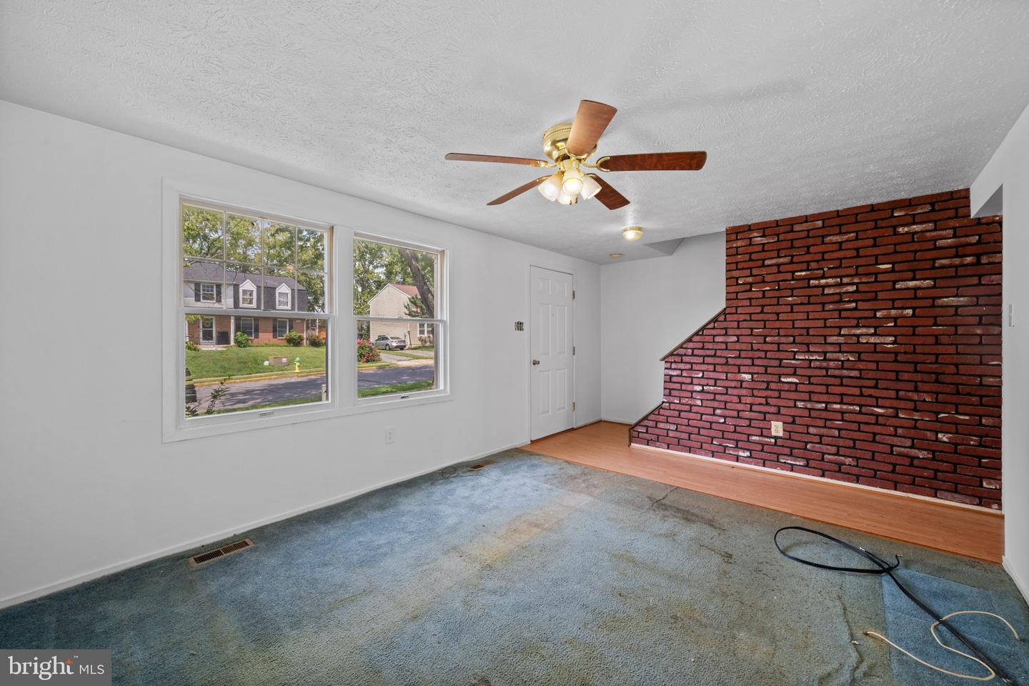 1576 Carey Pl Property Photo 4