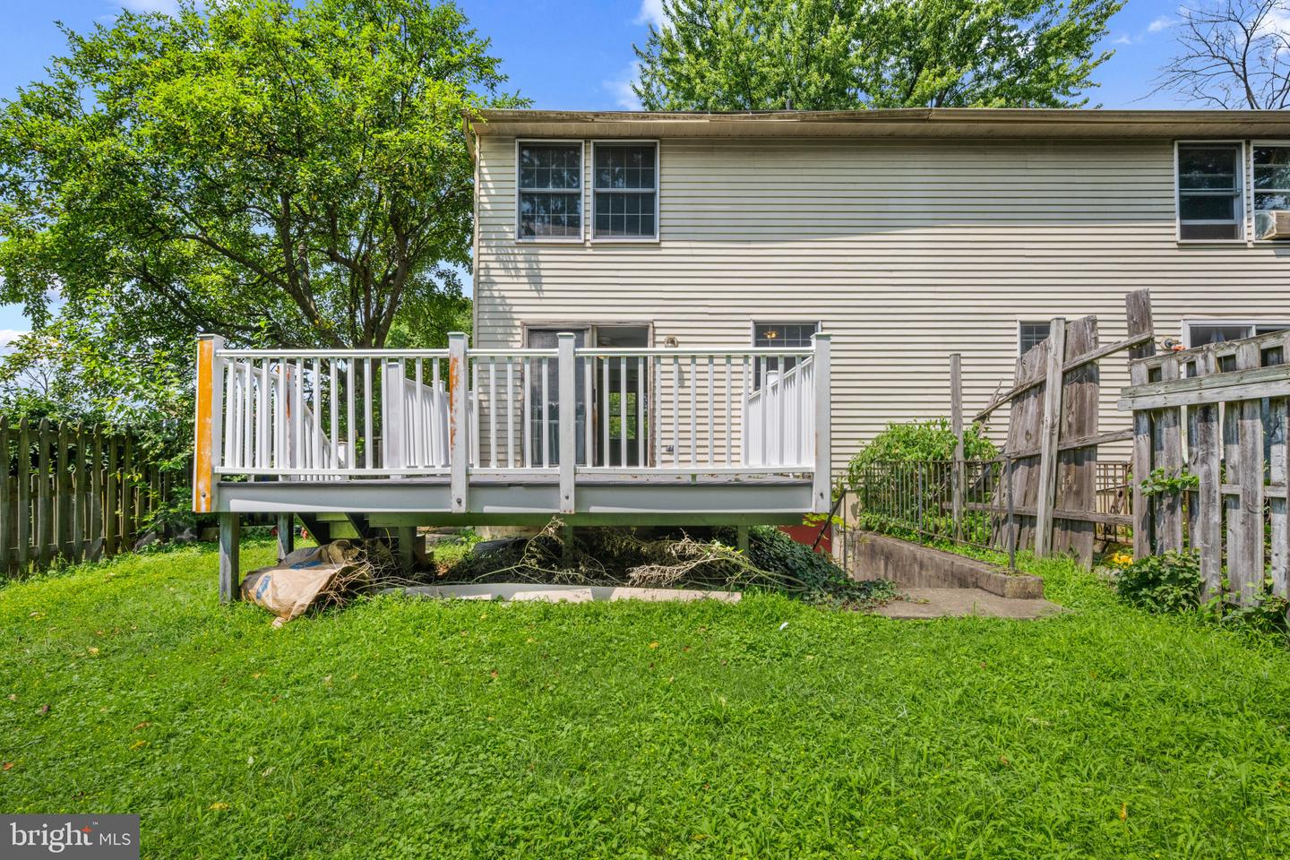 1576 Carey Pl Property Photo 24