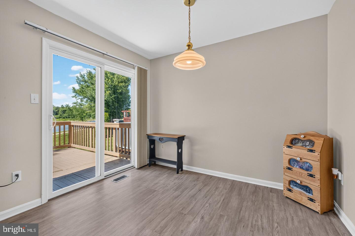 6581 Willard Horine Ct Property Photo 5