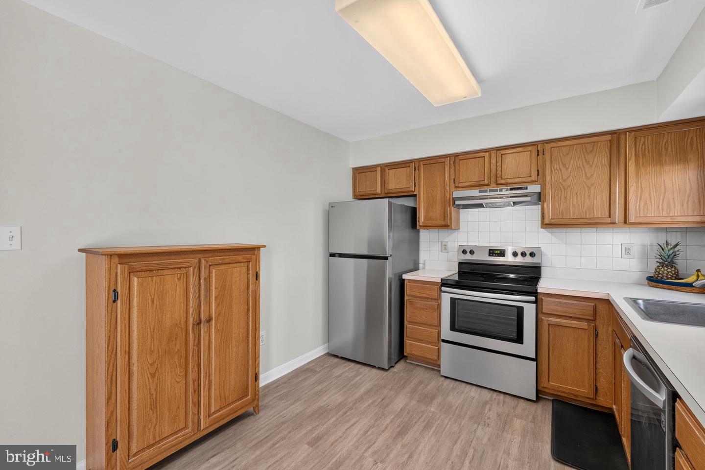 6581 Willard Horine Ct Property Photo 7