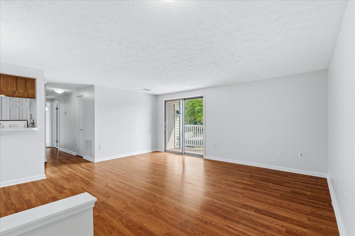 803-h Stratford Way #h Property Photo 4