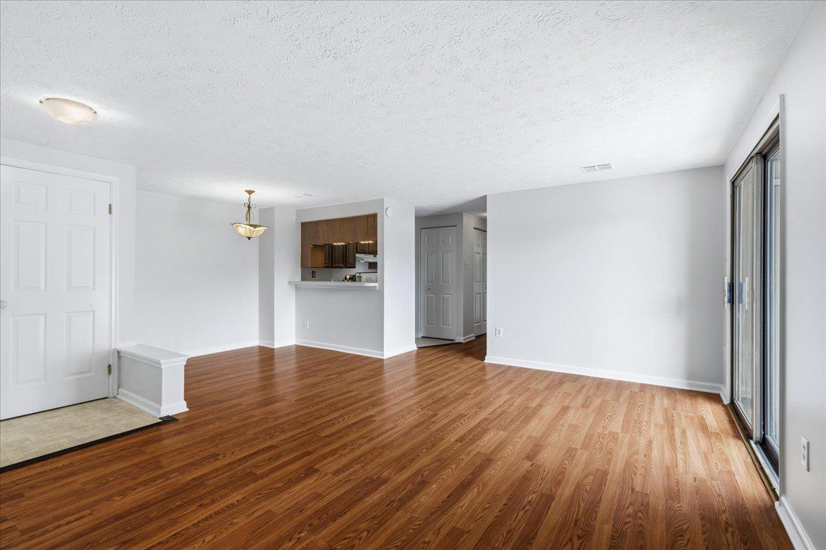 803-h Stratford Way #h Property Photo 6