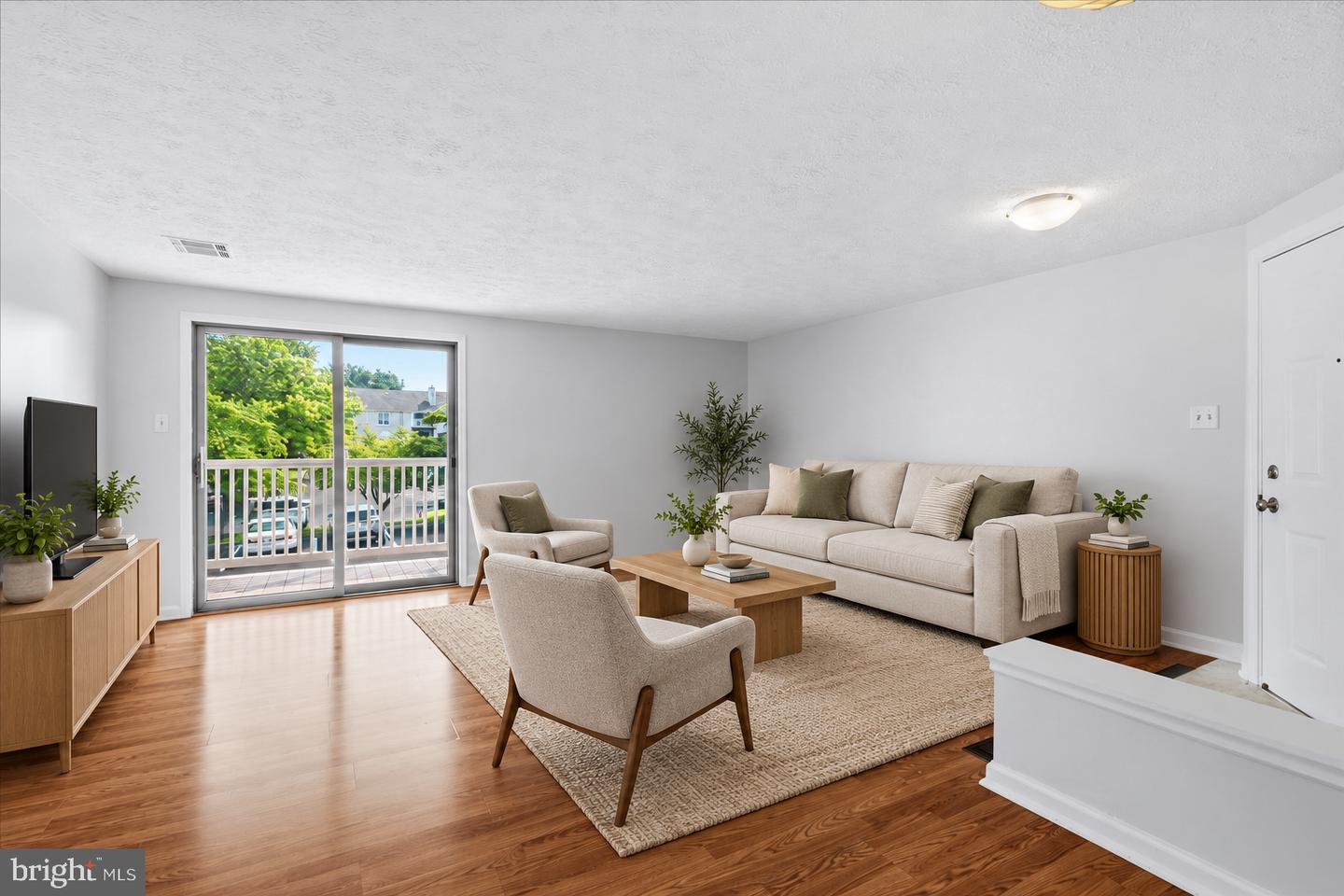 803-h Stratford Way #h Property Photo 7