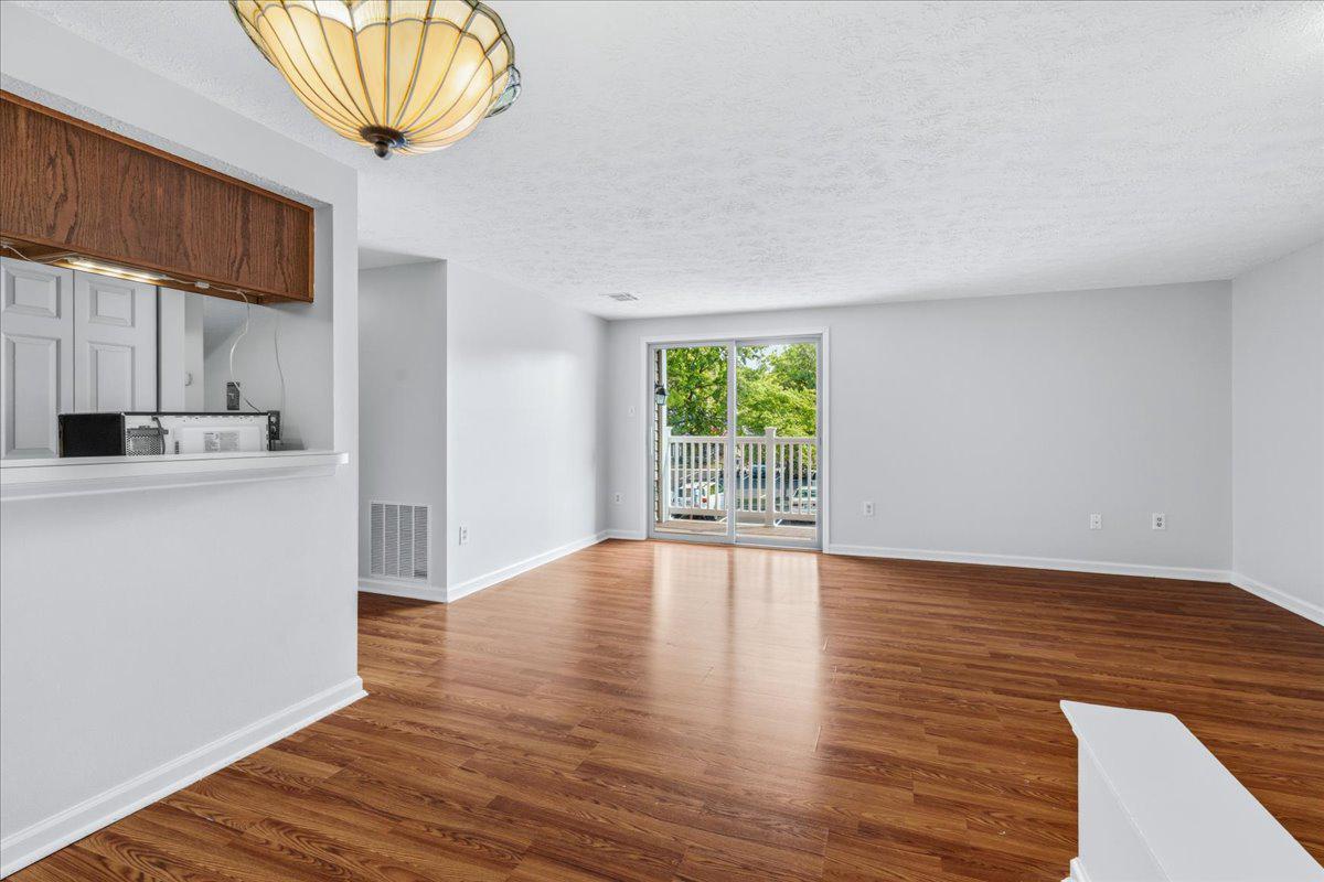 803-h Stratford Way #h Property Photo 13