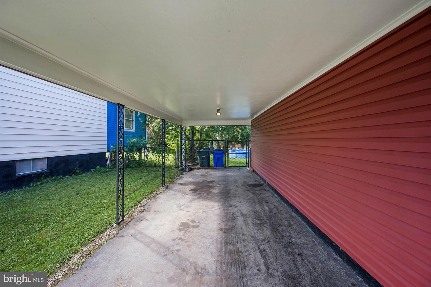 902 Young Pl Property Photo 22