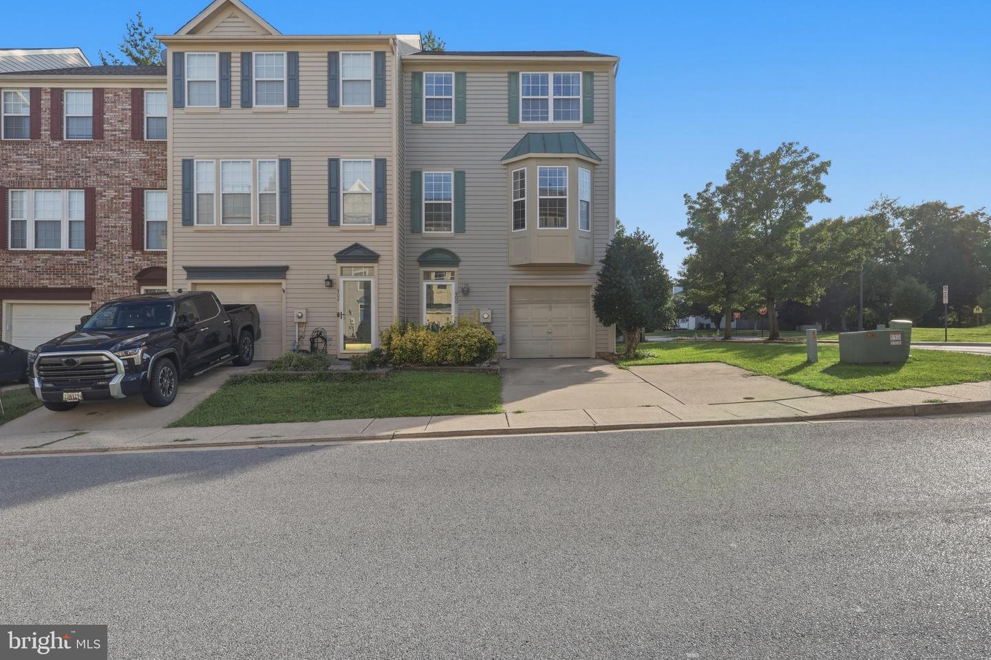 900 Turning Point Ct Property Photo 1