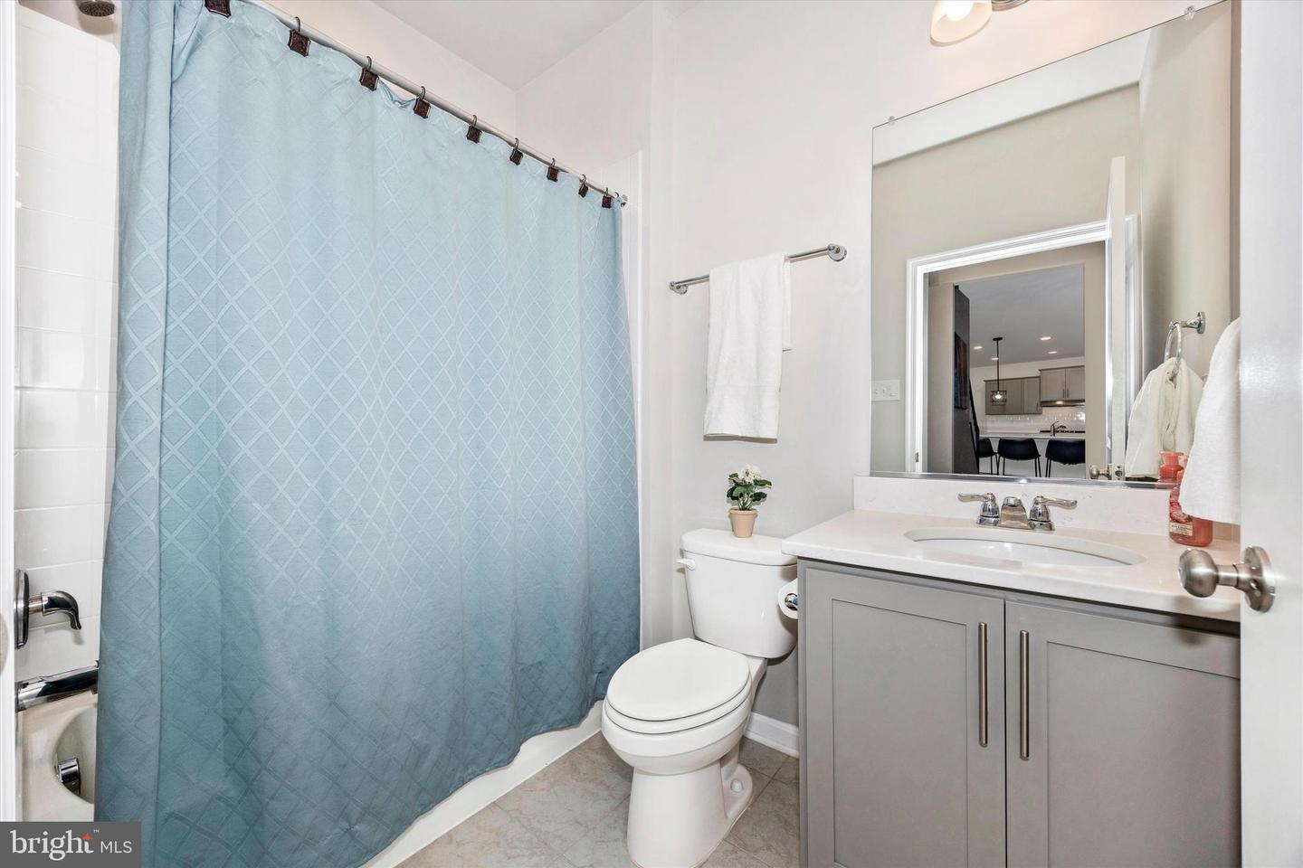 5613 Zoe Ln Property Photo 13