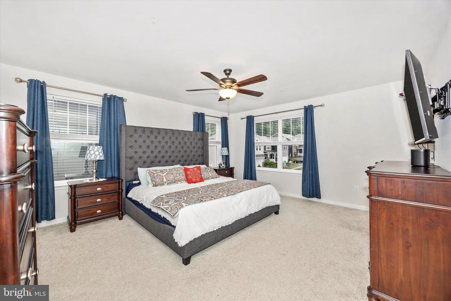 5613 Zoe Ln Property Photo 14