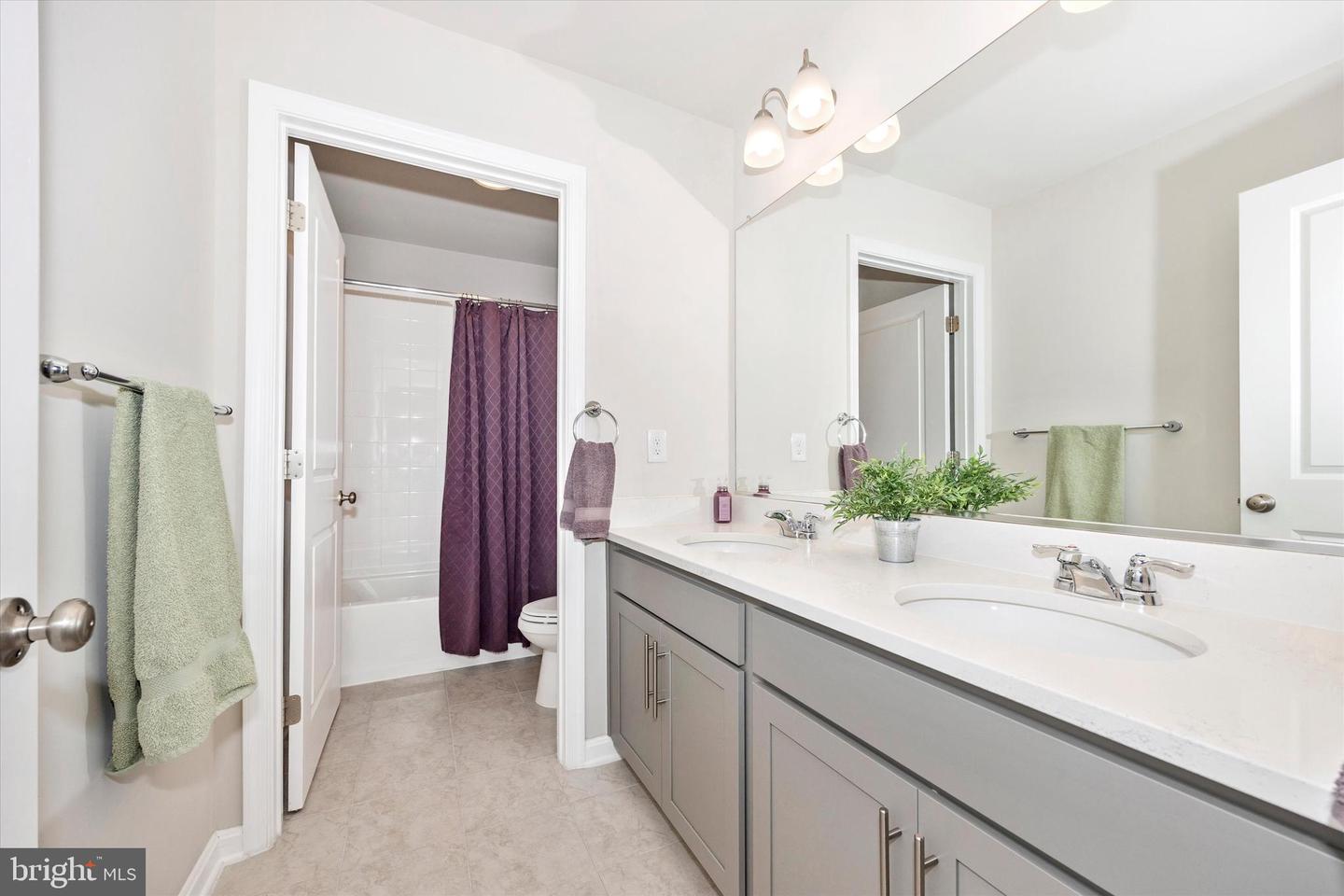 5613 Zoe Ln Property Photo 20