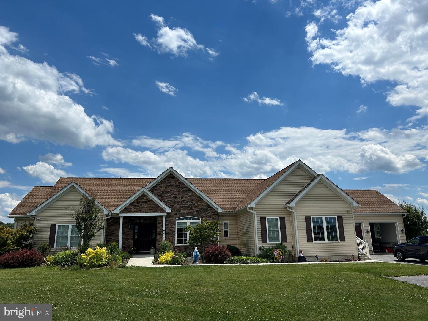 10241 Woodsboro Pike Property Photo 1