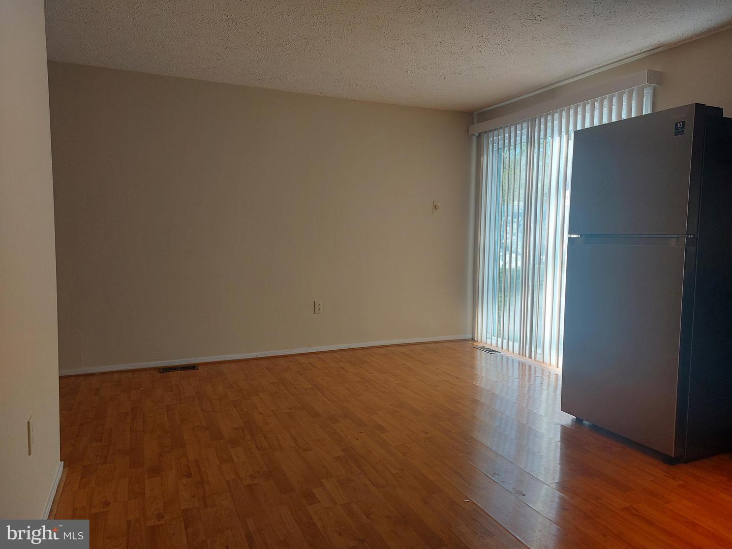 1312 Hillcrest Dr Property Photo 5