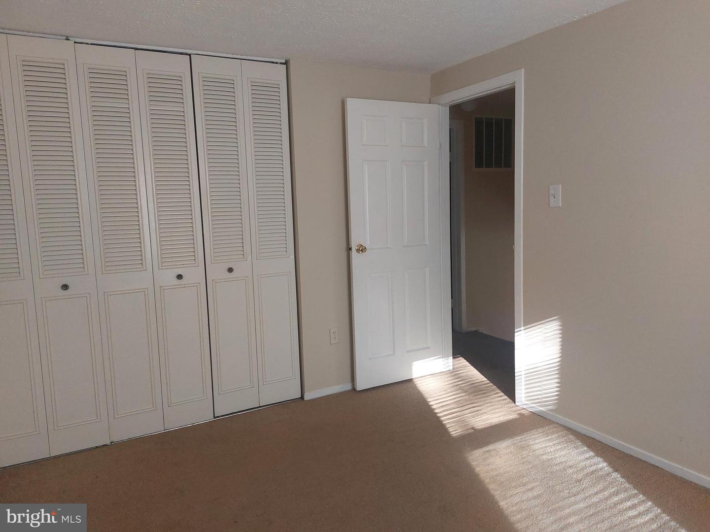 1312 Hillcrest Dr Property Photo 8