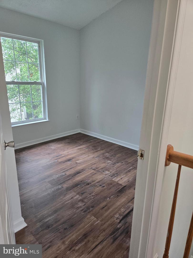6632 Granville Ct Property Photo 22