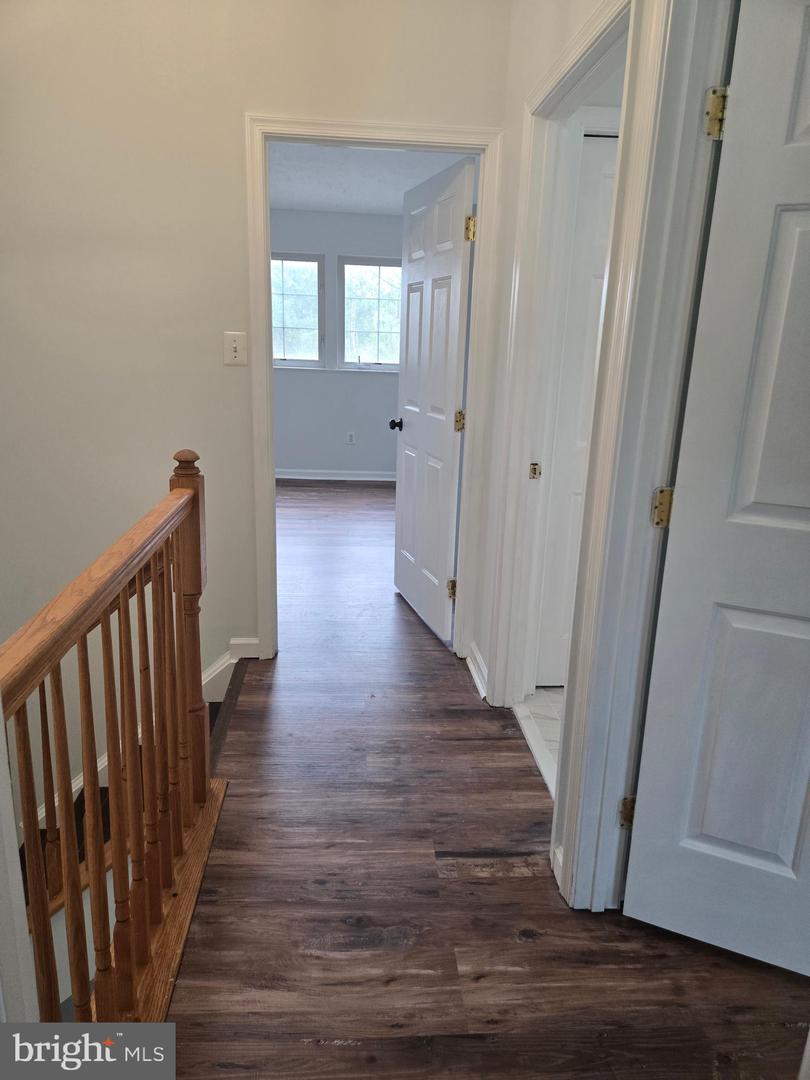 6632 Granville Ct Property Photo 23