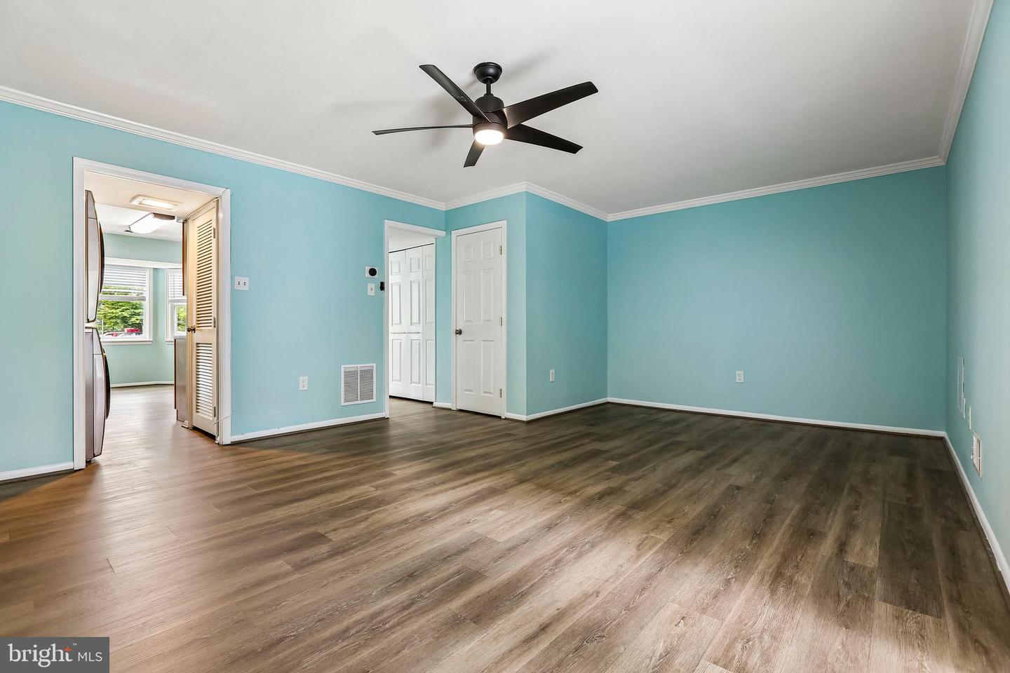 6914 Alex Ct Property Photo 12