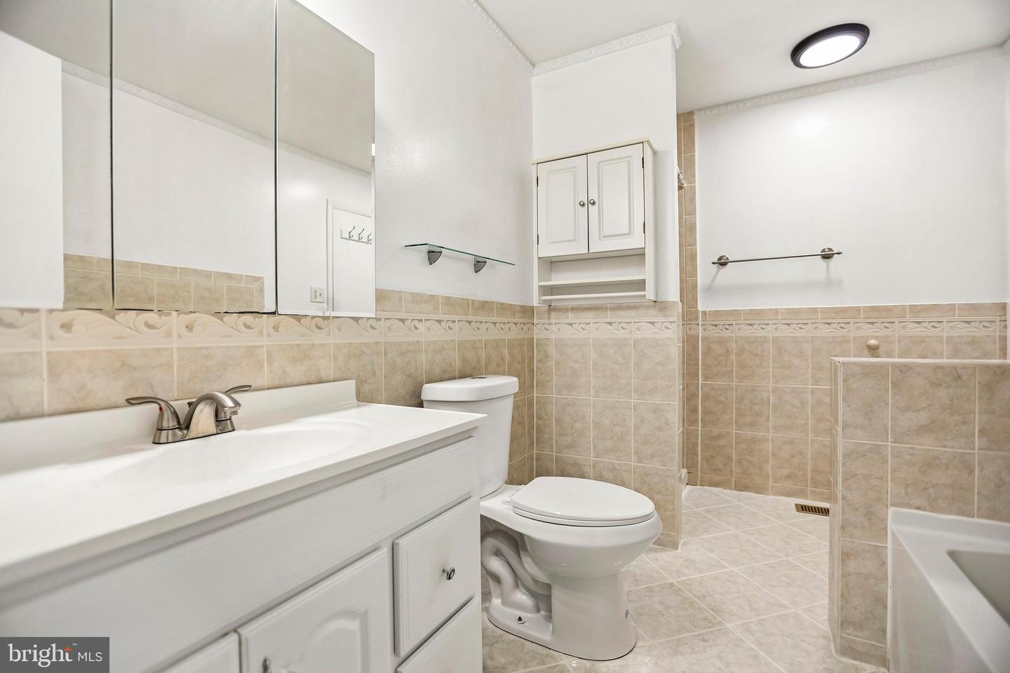 6914 Alex Ct Property Photo 28