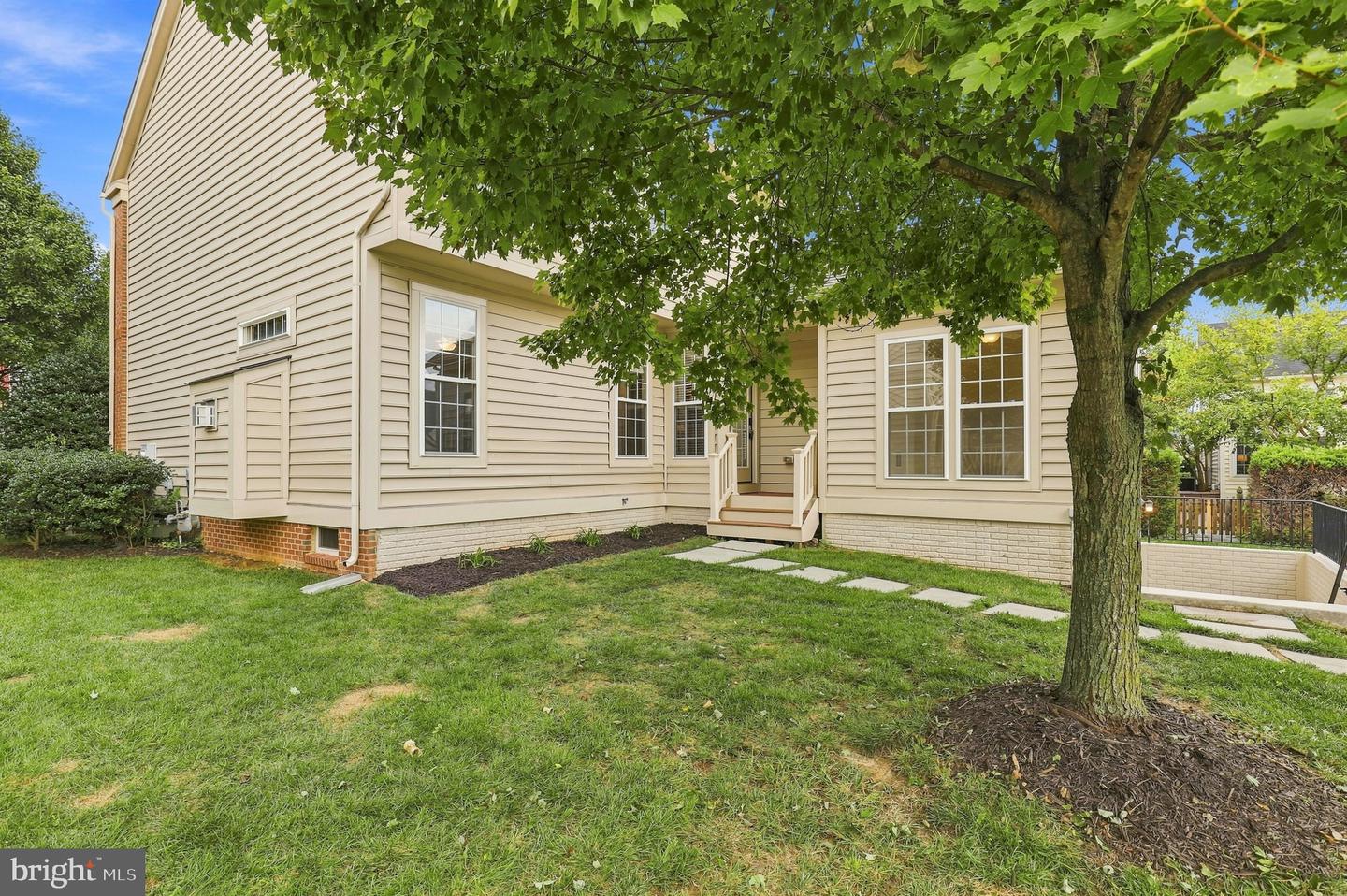 5521 Tracey Bruce Dr Property Photo 54
