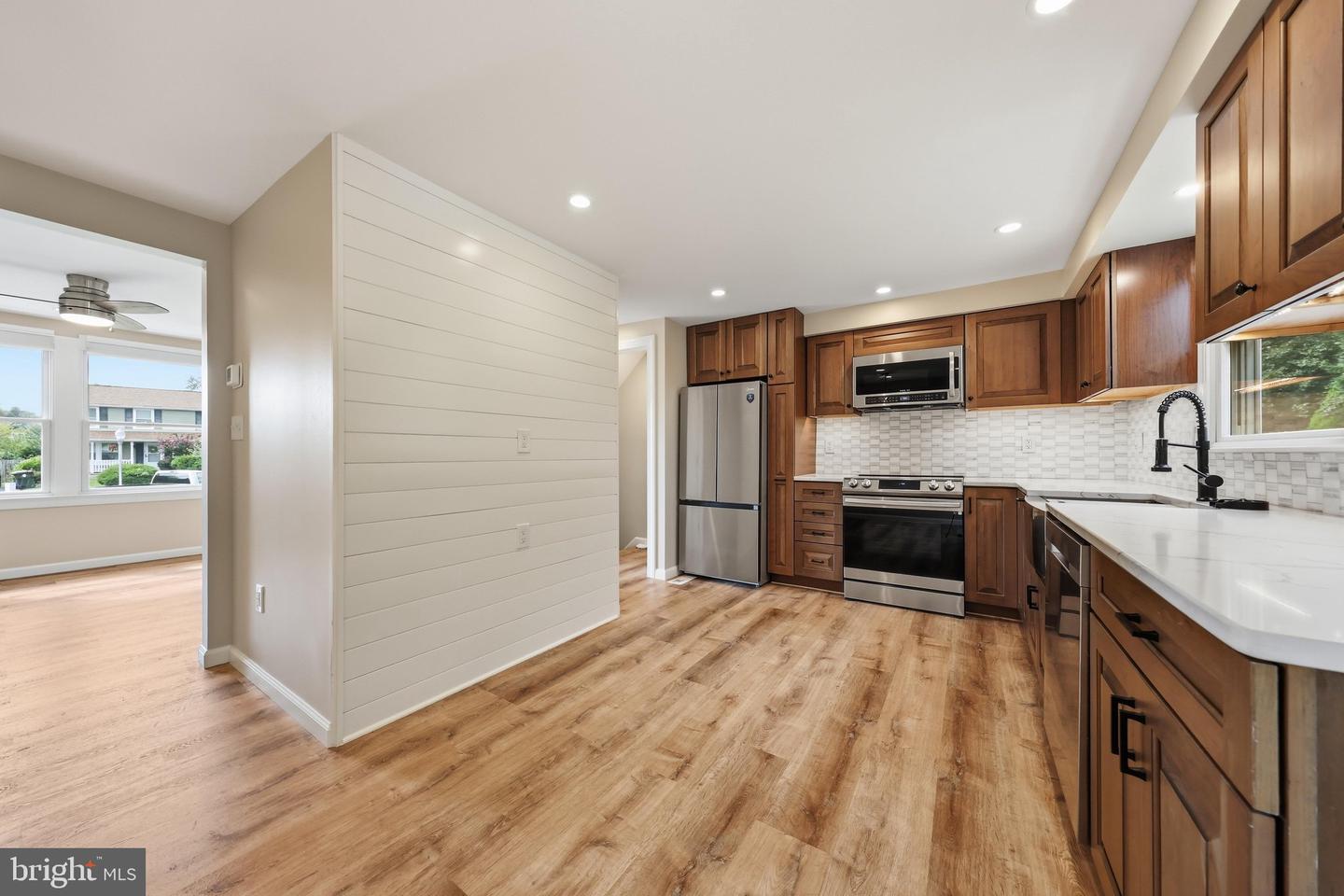 1572 Carey Pl Property Photo 13