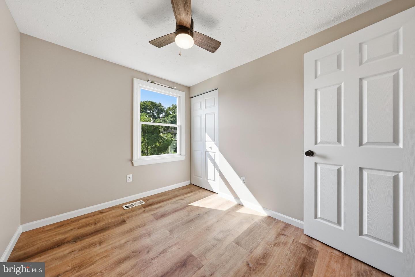 1572 Carey Pl Property Photo 24