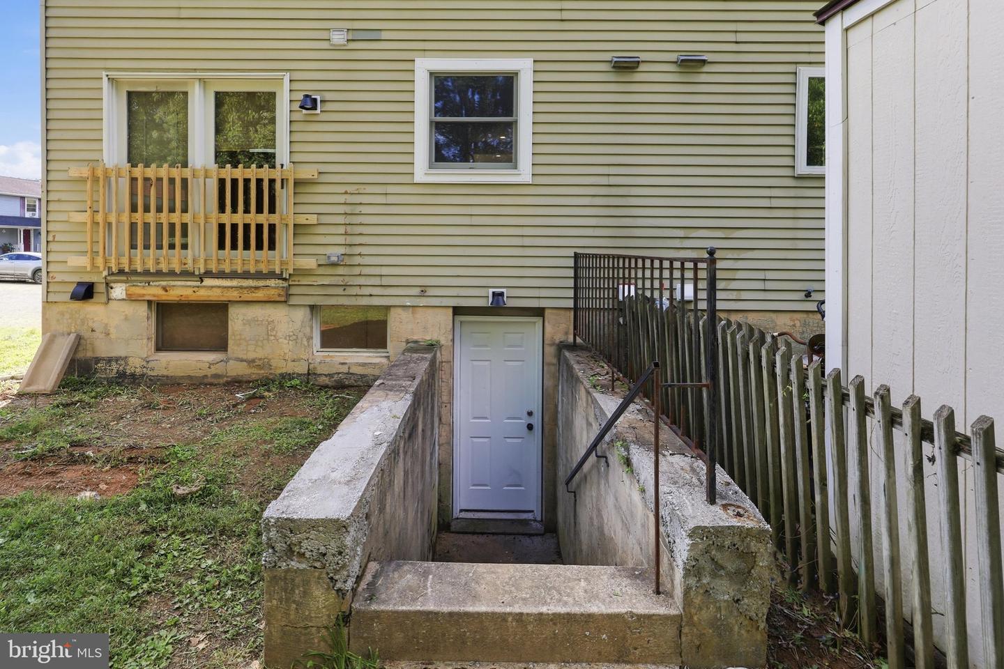1572 Carey Pl Property Photo 51