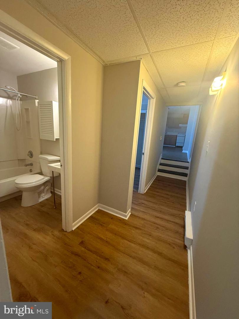 106 S Market St #8 Property Photo 12