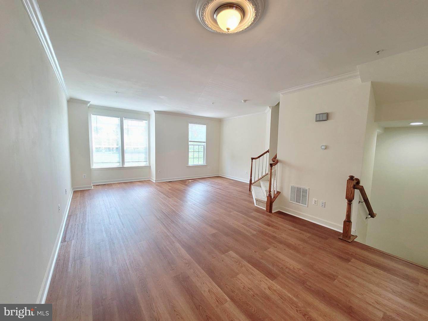 4066 Finsbury Ln Property Photo 7