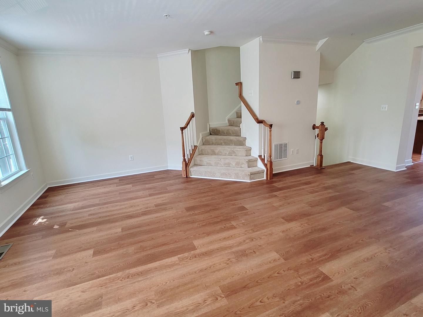 4066 Finsbury Ln Property Photo 9