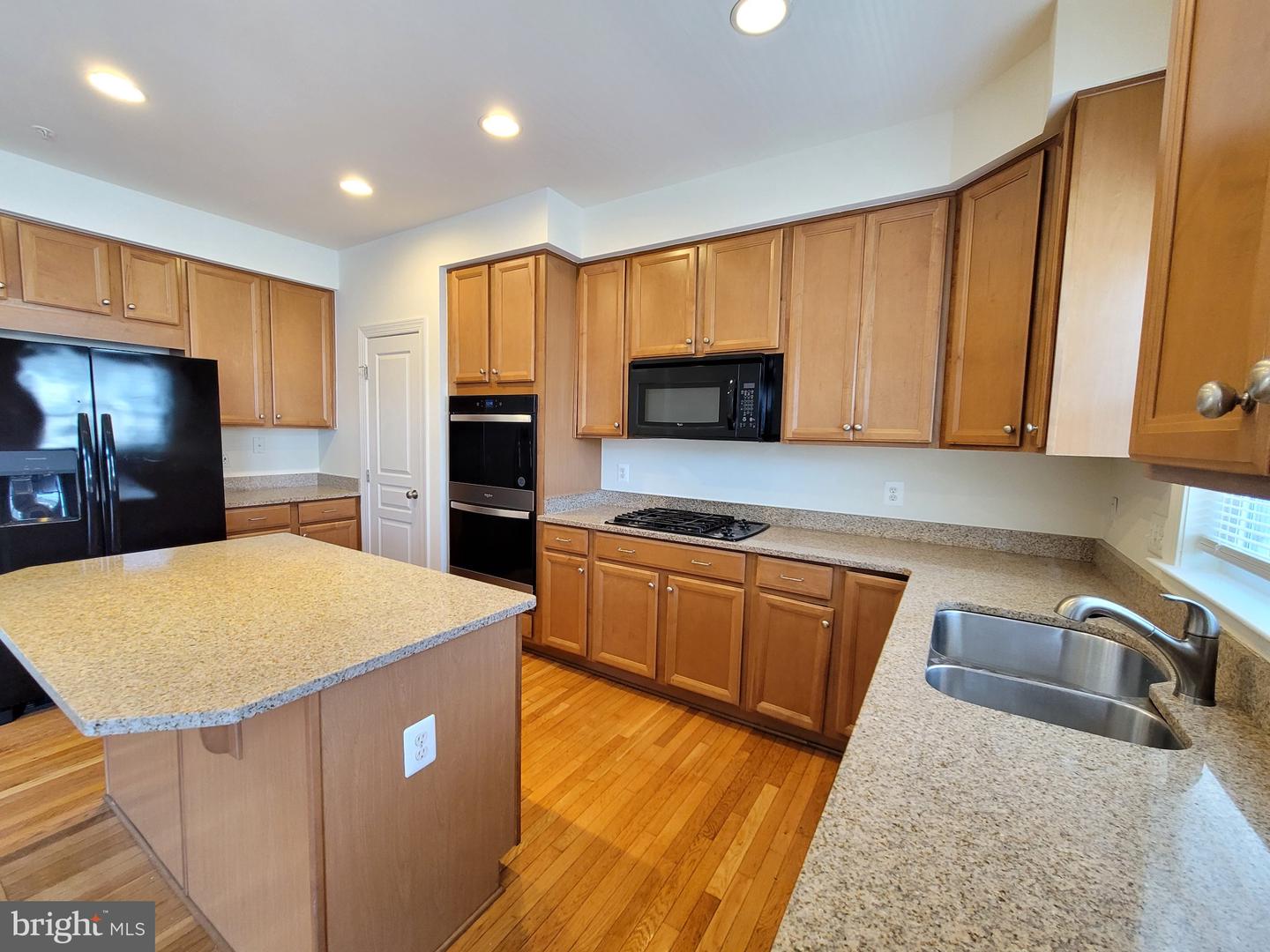 4066 Finsbury Ln Property Photo 12