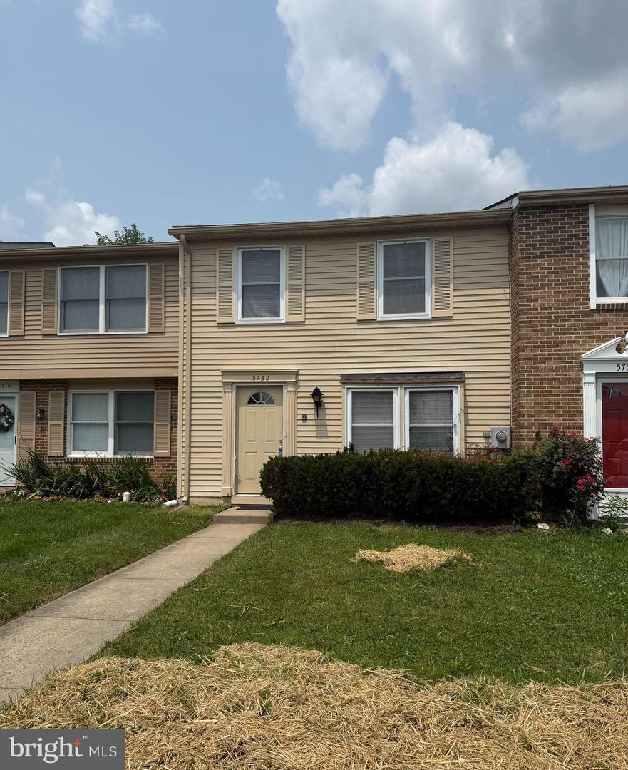 5752 CHARSTONE CT Property Photo 1