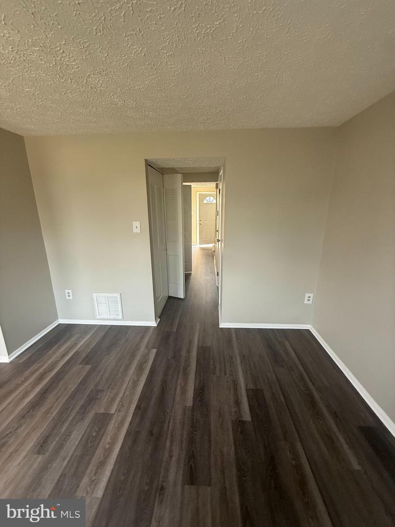 5752 Charstone Ct Property Photo 13