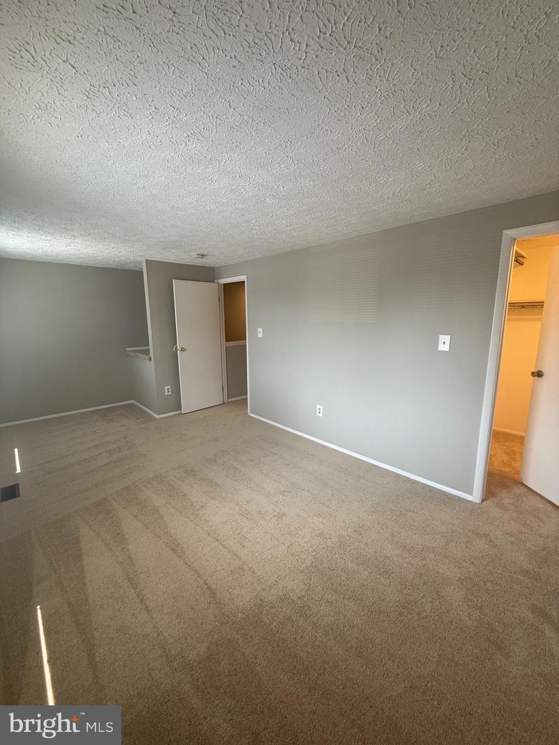 5752 Charstone Ct Property Photo 19