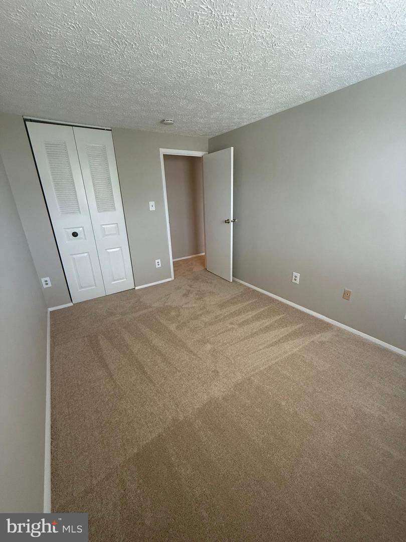 5752 Charstone Ct Property Photo 27