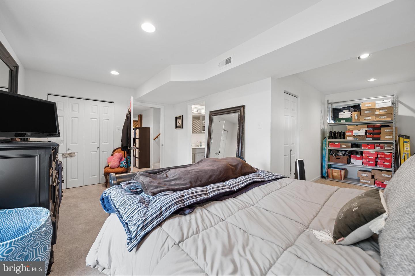 903 E C St E Property Photo 33