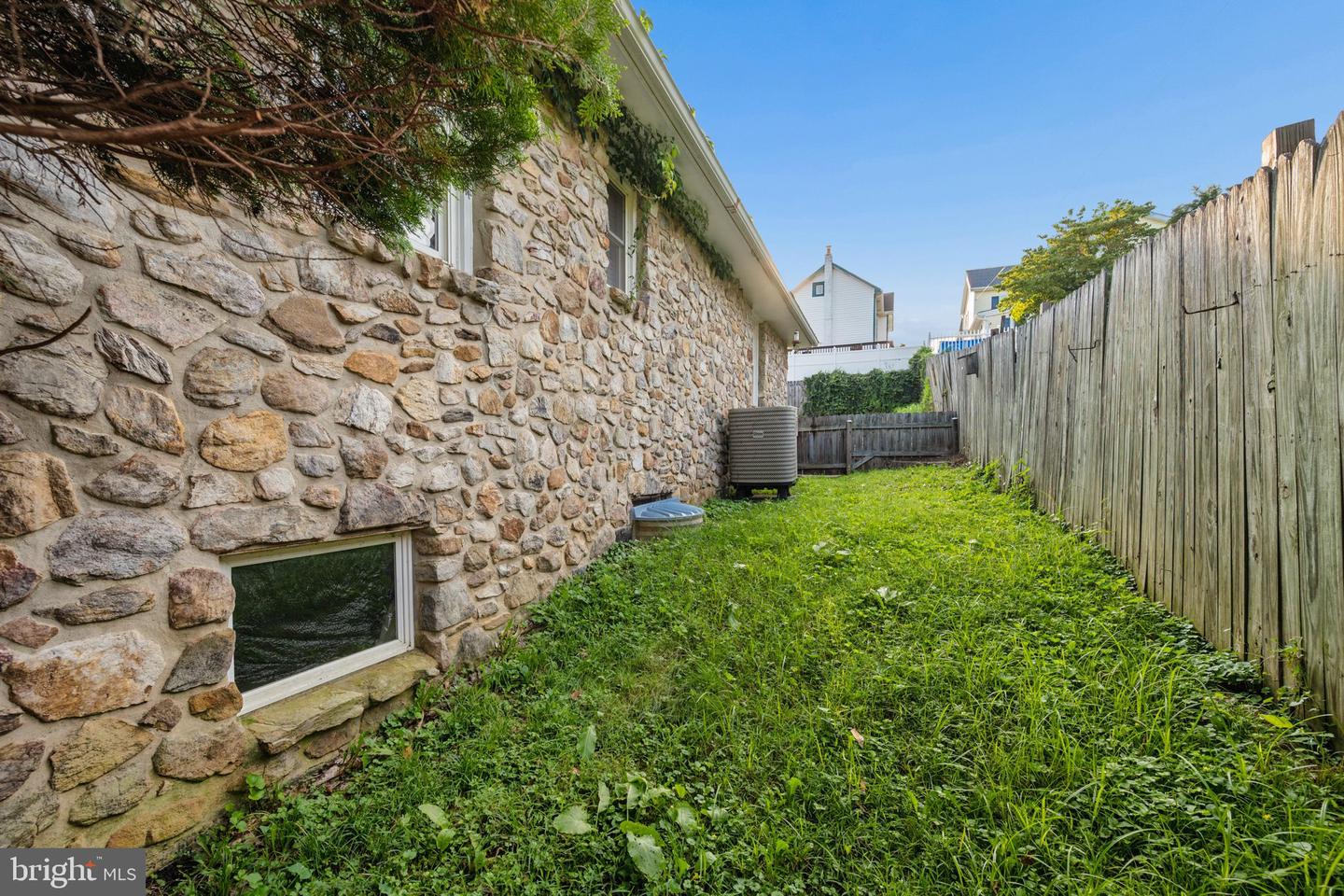 903 E C St E Property Photo 46