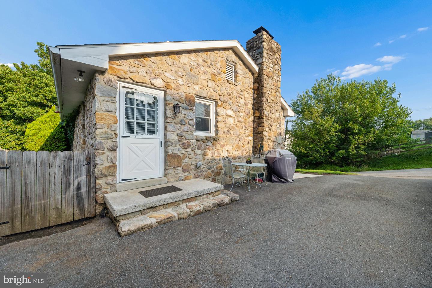 903 E C St E Property Photo 54