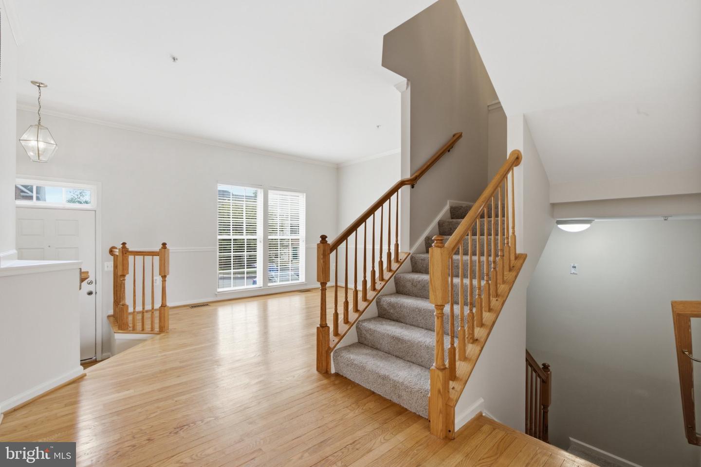 9412 Birchwood Ct W Property Photo 8