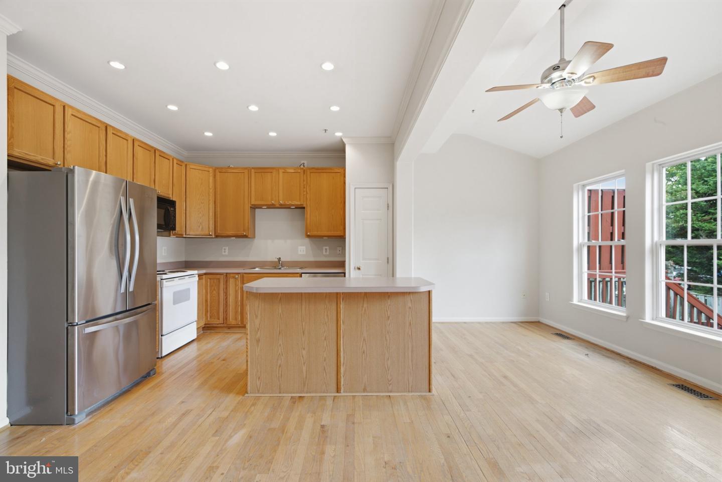 9412 Birchwood Ct W Property Photo 12