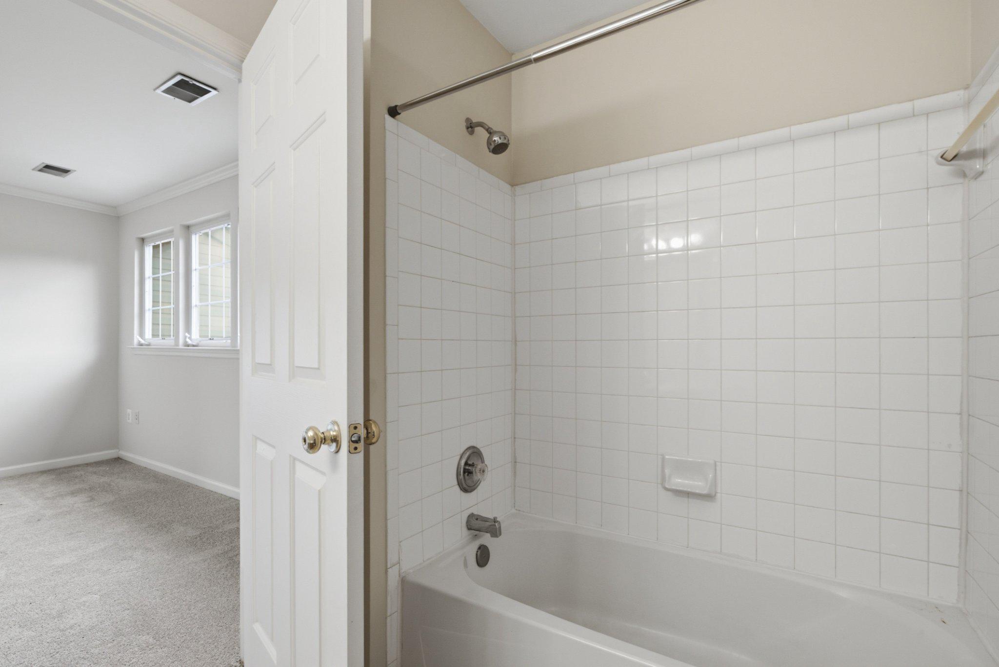 9412 Birchwood Ct W Property Photo 28