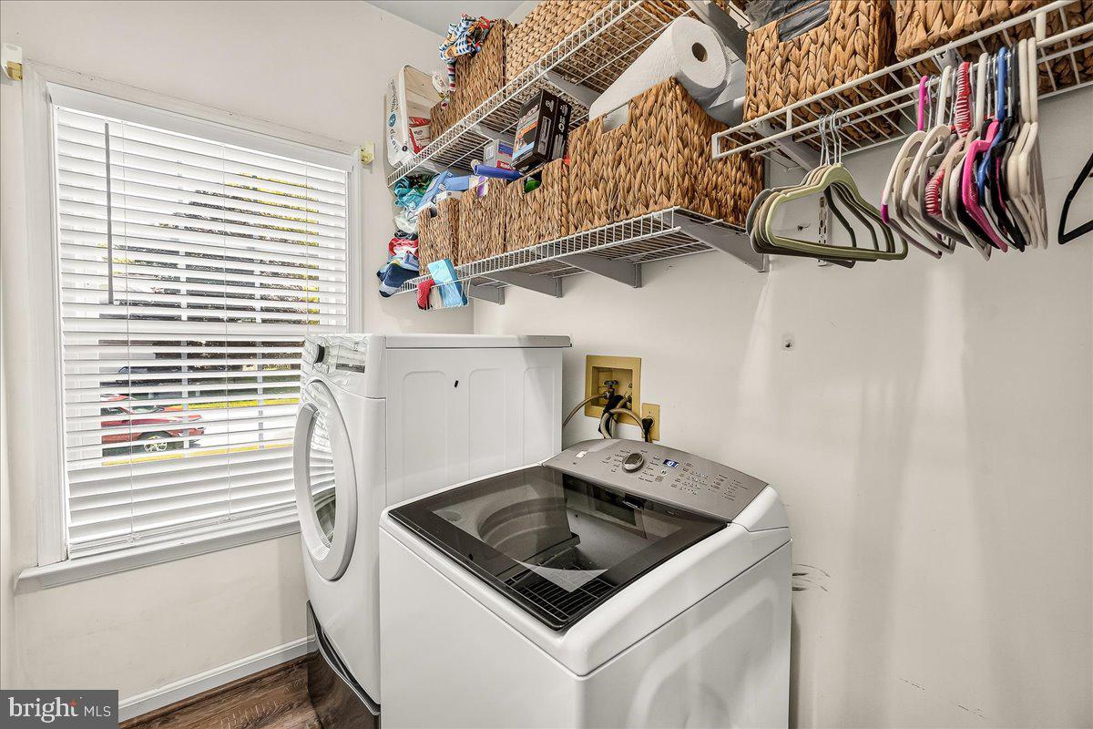 101 Crosstimber Way Property Photo 14