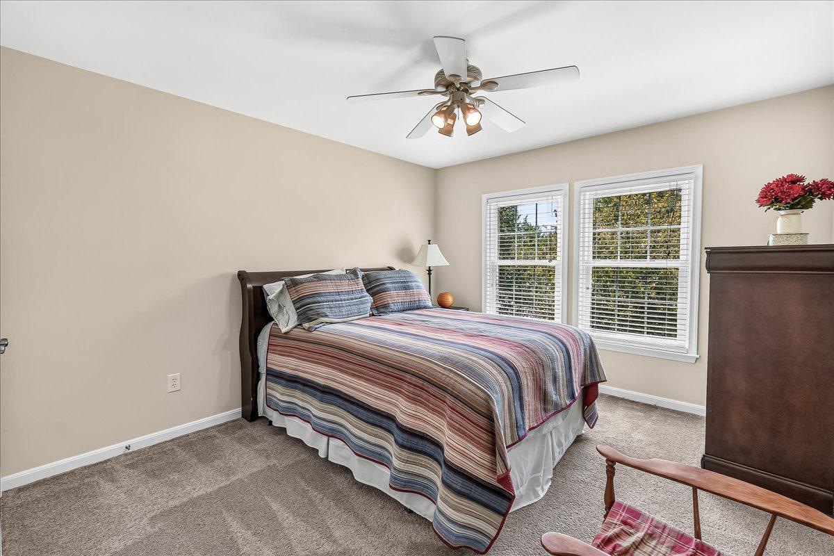 101 Crosstimber Way Property Photo 17