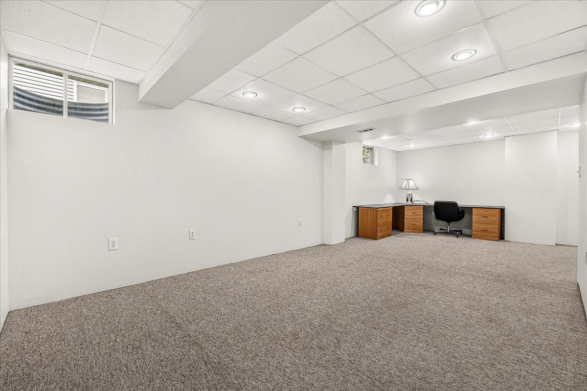 101 Crosstimber Way Property Photo 23