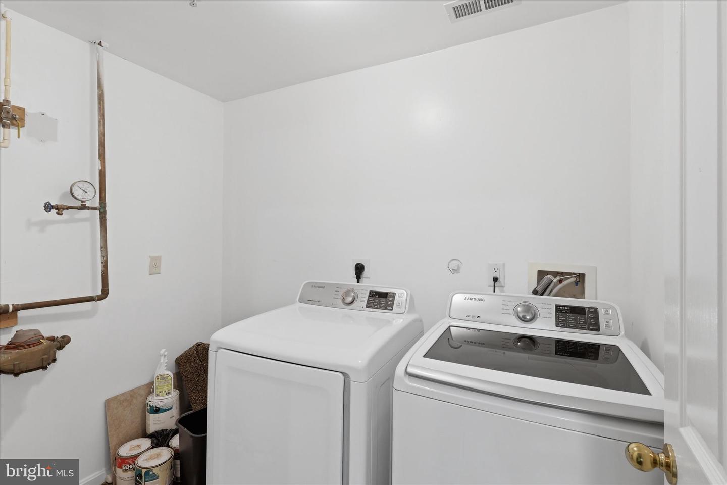 2089 Buell Dr Property Photo 39