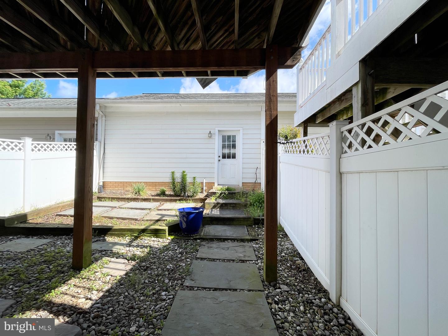 8822 Lew Wallace Rd Property Photo 22