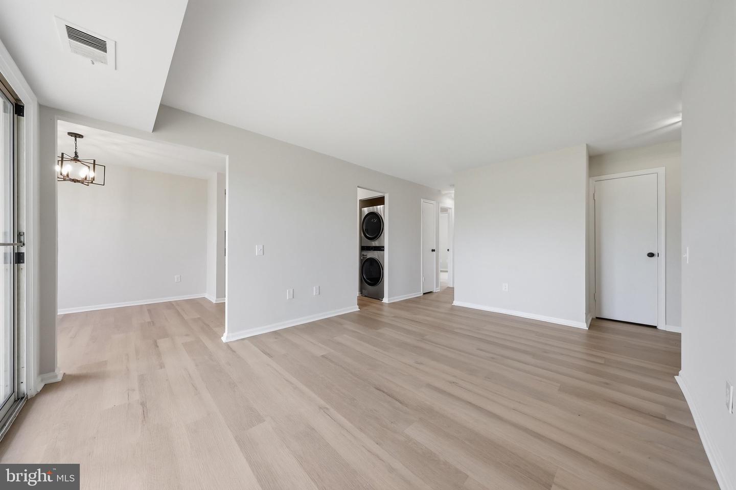 1403 Key Pkwy #102a Property Photo 11