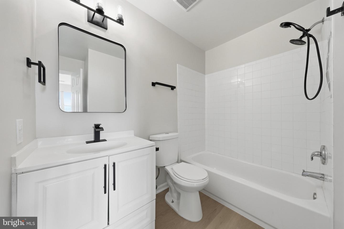 1403 Key Pkwy #102a Property Photo 28