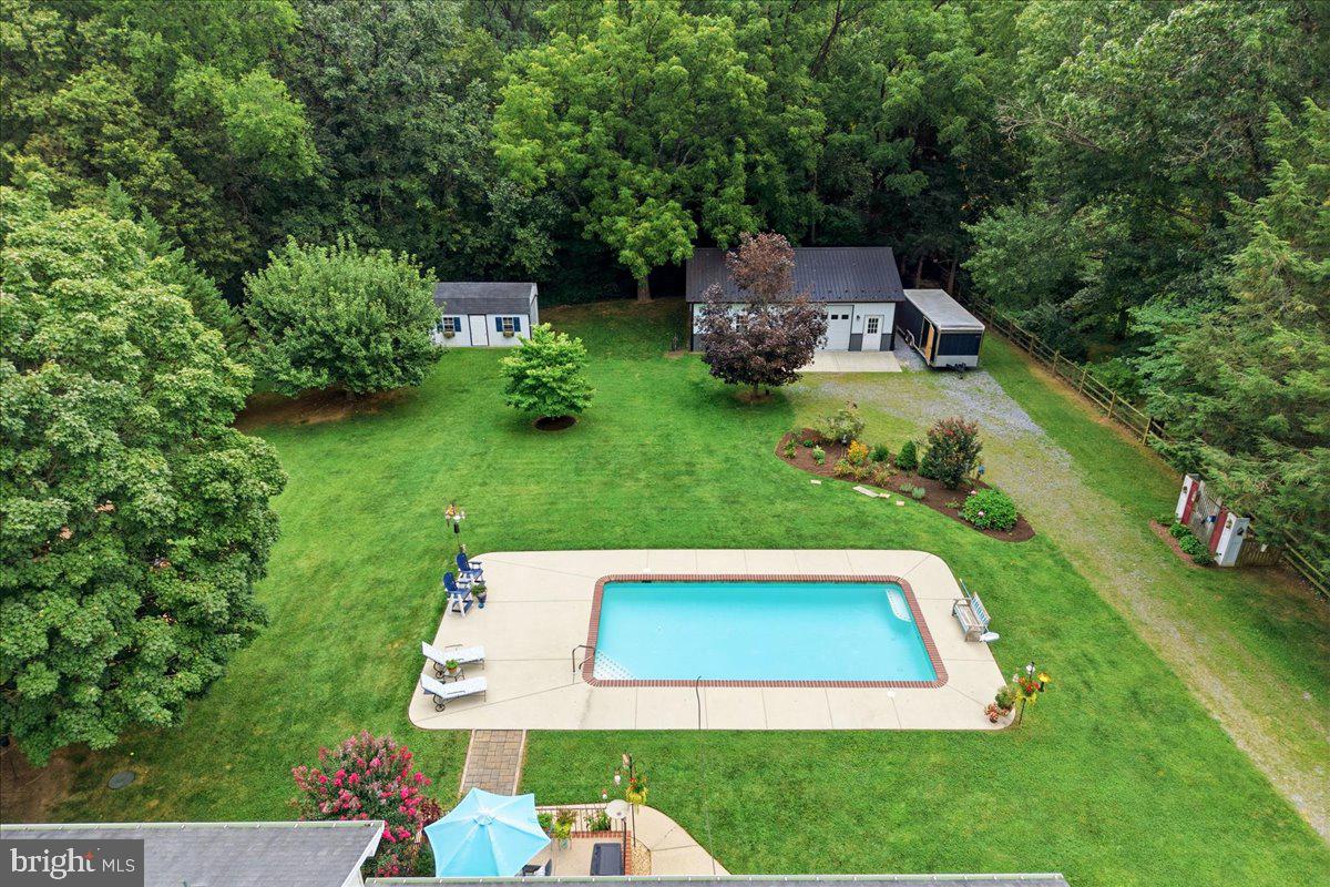 7905 Runnymeade Dr Property Photo 37